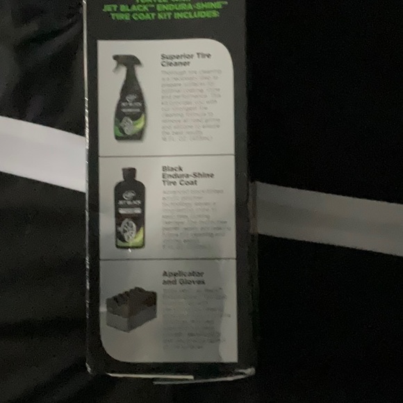 Turtle Wax- Black Endura Shine Tire Coat kit - Picture 2 of 3